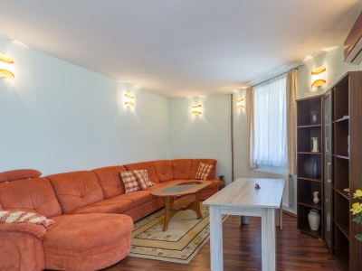 Holiday house Comfortable and spacious house with terrace Radmani, Poreč K-16440 - Outdoor photo 11