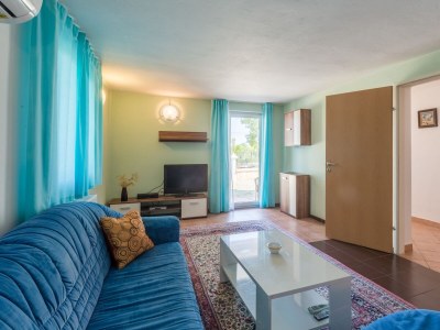 Holiday house Comfortable and spacious house with terrace Radmani, Poreč K-16440 - Outdoor photo 19