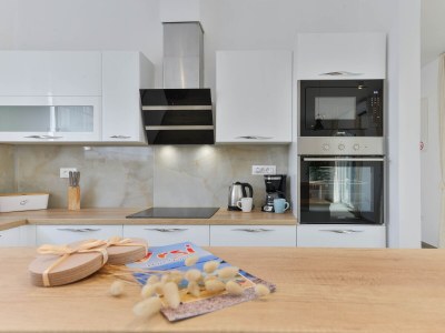 Villa Four-bedroom house with terrace Vrsi - Mulo, Zadar K-19093 - Outdoor photo 17