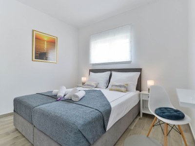 Villa Four-bedroom house with terrace Vrsi - Mulo, Zadar K-19093 - Outdoor photo 22