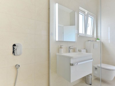 Villa Four-bedroom house with terrace Vrsi - Mulo, Zadar K-19093 - Outdoor photo 35