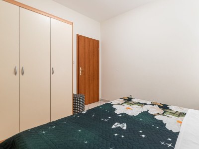 Apartment Two bedroom apartment with terrace Postira, Brač A-19107-a - Outdoor photo 18