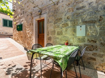 Apartment Two bedroom apartment with terrace Postira, Brač A-19107-a - Outdoor photo 28