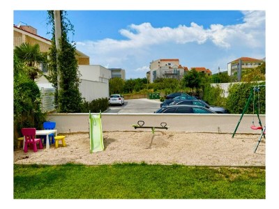 Apartment Three bedroom apartment with air-conditioning Podstrana, Split A-16793-a - Outdoor photo 3