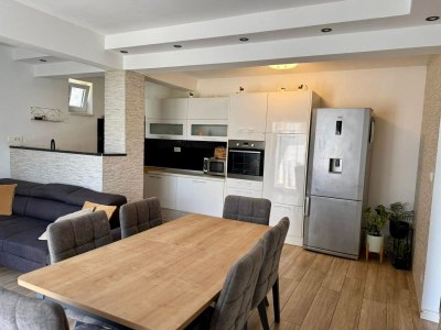 Apartment Three bedroom apartment with air-conditioning Podstrana, Split A-16793-a - Outdoor photo 10