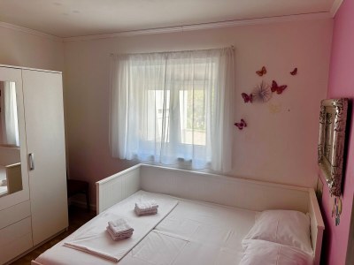 Apartment Three bedroom apartment with air-conditioning Podstrana, Split A-16793-a - Outdoor photo 16