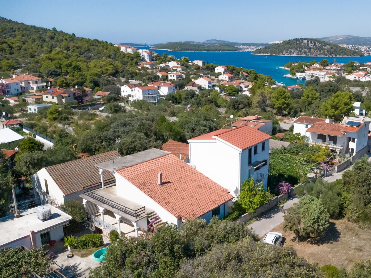Apartment Two bedroom apartment with terrace and sea view Ražanj, Rogoznica A-17328-a - Outdoor photo 2