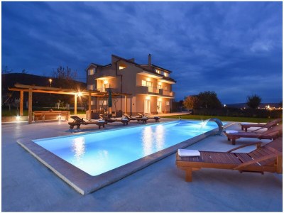 Holiday house Comfortable and spacious house with terrace Dugopolje, Zagora K-19033 - Outdoor photo 37