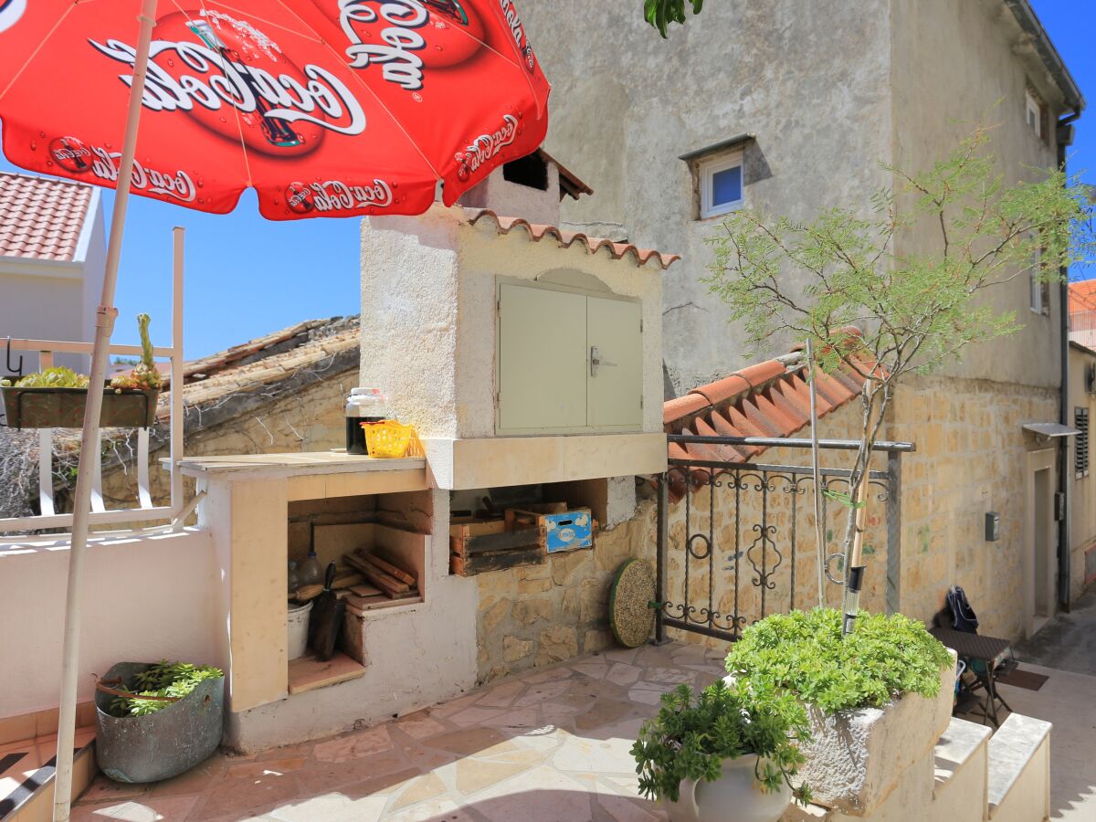 Apartment One bedroom apartment with terrace Makarska A-19038-a - Outdoor photo 4