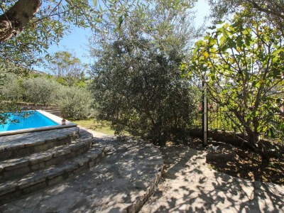 Holiday house Comfortable and spacious house with terrace Draga Bašćanska, Krk K-19204 - Outdoor photo 6