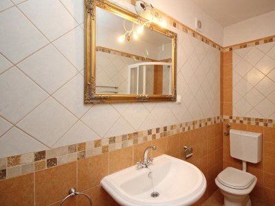 Holiday house Comfortable and spacious house with terrace Draga Bašćanska, Krk K-19204 - Outdoor photo 26