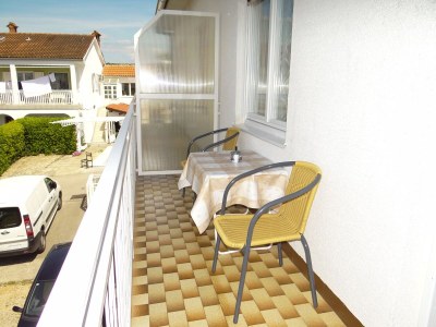 Apartment One bedroom apartment with balcony and sea view Malinska, Krk A-19270-a - Outdoor photo 15