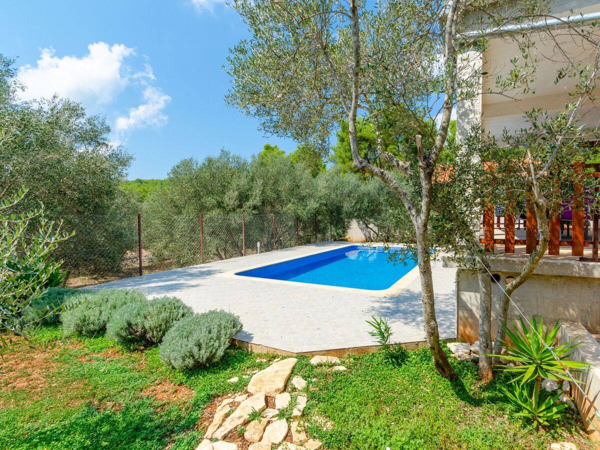 Holiday house Two bedroom house with terrace and sea view Cove Gradina, Korčula K-19317 - Outdoor photo 4