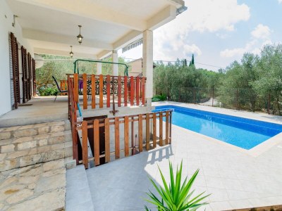 Holiday house Two bedroom house with terrace and sea view Cove Gradina, Korčula K-19317 - Outdoor photo 6