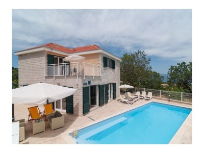 Holiday house Three bedroom house with terrace and sea view Škrip, Brač K-20897 - Outdoor photo 2