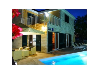 Holiday house Three bedroom house with terrace and sea view Škrip, Brač K-20897 - Outdoor photo 3