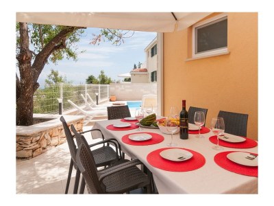 Holiday house Three bedroom house with terrace and sea view Škrip, Brač K-20897 - Outdoor photo 7