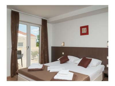 Holiday house Three bedroom house with terrace and sea view Škrip, Brač K-20897 - Outdoor photo 16