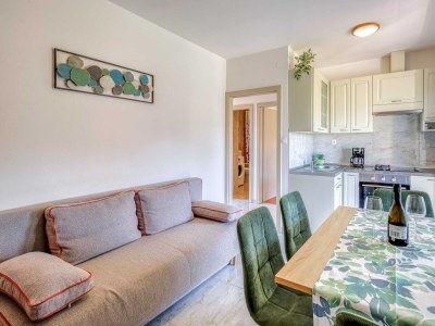 Apartment Two bedroom apartment with balcony Malinska, Krk A-19342-a - Outdoor photo 6