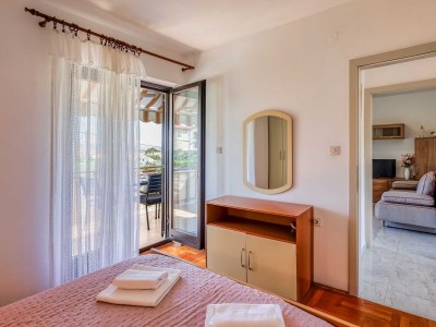 Apartment Two bedroom apartment with balcony Malinska, Krk A-19342-a - Outdoor photo 11