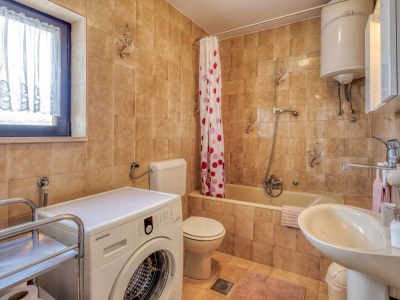 Apartment Two bedroom apartment with balcony Malinska, Krk A-19342-a - Outdoor photo 16