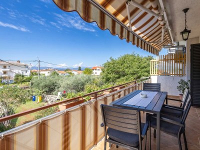 Apartment Two bedroom apartment with balcony Malinska, Krk A-19342-a - Outdoor photo 18