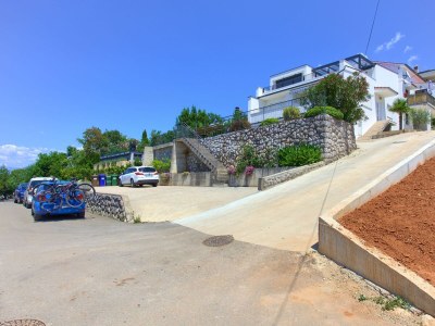 Apartment Two bedroom apartment with terrace and sea view Njivice, Krk A-20898-a - Outdoor photo 3