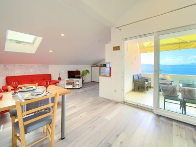 Apartment Two bedroom apartment with terrace and sea view Njivice, Krk A-20898-a - Outdoor photo 10