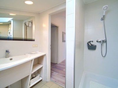 Apartment Two bedroom apartment with terrace and sea view Njivice, Krk A-20898-a - Outdoor photo 20