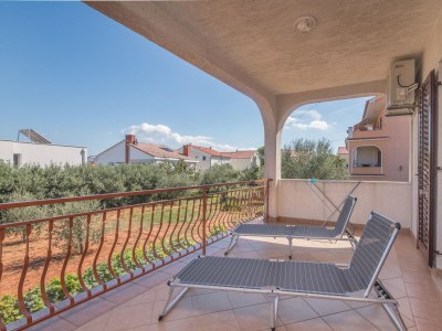 Apartment Two bedroom apartment with terrace and sea view Porat, Krk A-19343-a - Outdoor photo 14