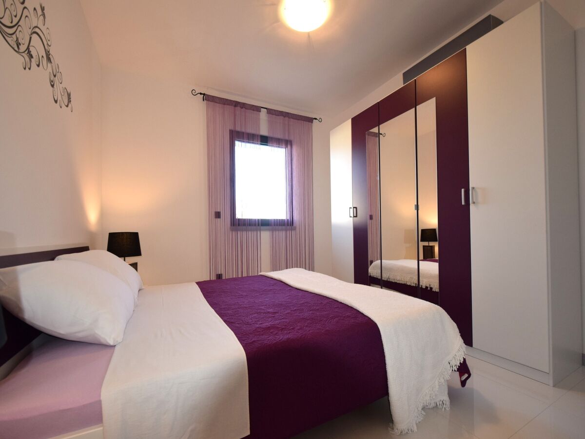 Apartment Two bedroom apartment with terrace Porat, Krk A-19347-a - Outdoor photo 5