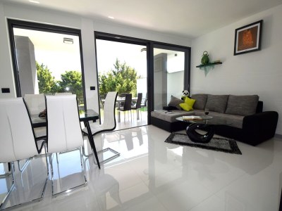 Apartment Two bedroom apartment with terrace Porat, Krk A-19347-a - Outdoor photo 2