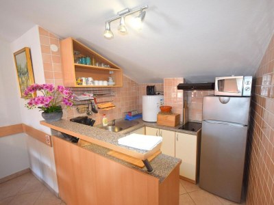 Apartment Two bedroom apartment with terrace and sea view Njivice, Krk A-20905-a - Outdoor photo 6