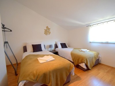 Apartment Two bedroom apartment with terrace and sea view Njivice, Krk A-20905-a - Outdoor photo 9