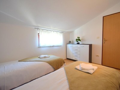 Apartment Two bedroom apartment with terrace and sea view Njivice, Krk A-20905-a - Outdoor photo 10