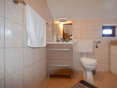 Apartment Two bedroom apartment with terrace and sea view Njivice, Krk A-20905-a - Outdoor photo 12