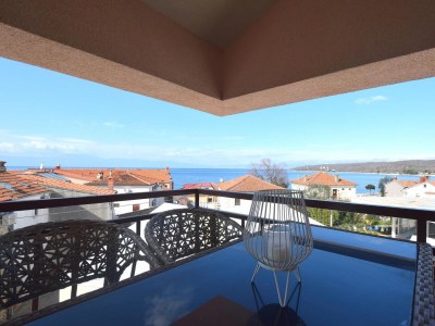 Apartment Two bedroom apartment with terrace and sea view Njivice, Krk A-20905-a - Outdoor photo 13