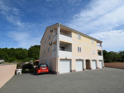 Apartment Two bedroom apartment with terrace Barušići, Krk A-19369-a in Malinska - Apartment