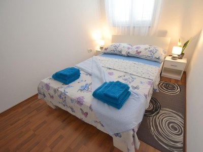 Apartment Two bedroom apartment with terrace Barušići, Krk A-19369-a - Outdoor photo 11