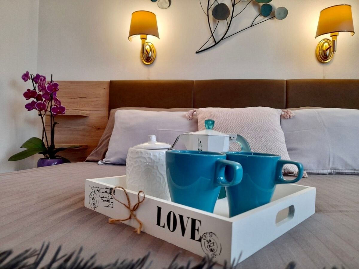 Apartment Two bedroom apartment with terrace Baška, Krk A-19482-a