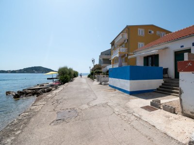 Holiday house Two bedroom house near beach Preko, Ugljan K-21106 - Outdoor photo 7