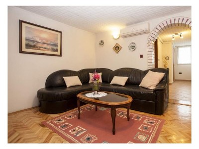 Apartment Two bedroom apartment with terrace Rovinj A-21107-a - Outdoor photo 3