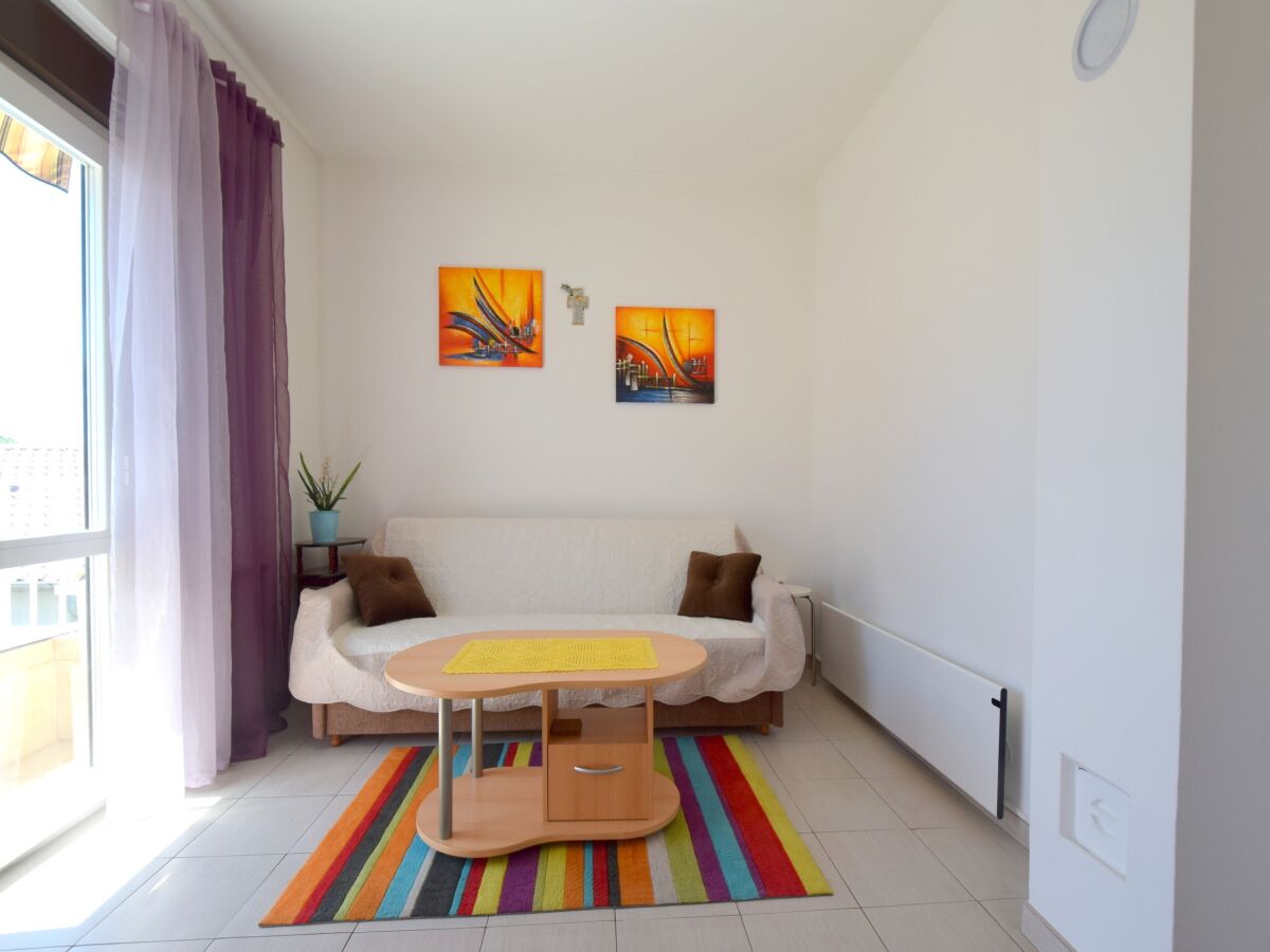 Apartment One bedroom apartment with balcony and sea view Malinska, Krk A-19370-a - Outdoor photo 3