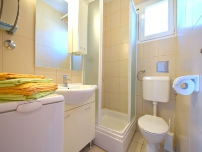 Apartment One bedroom apartment with balcony and sea view Malinska, Krk A-19370-a - Outdoor photo 10