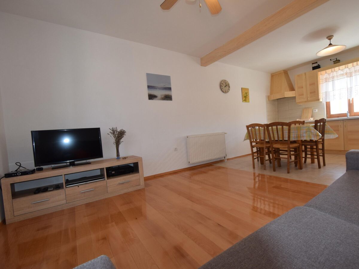 Apartment Two bedroom apartment with terrace Nenadići, Krk A-19373-a - Outdoor photo 4