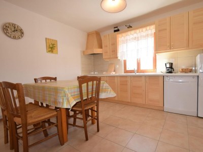 Apartment Two bedroom apartment with terrace Nenadići, Krk A-19373-a - Outdoor photo 6