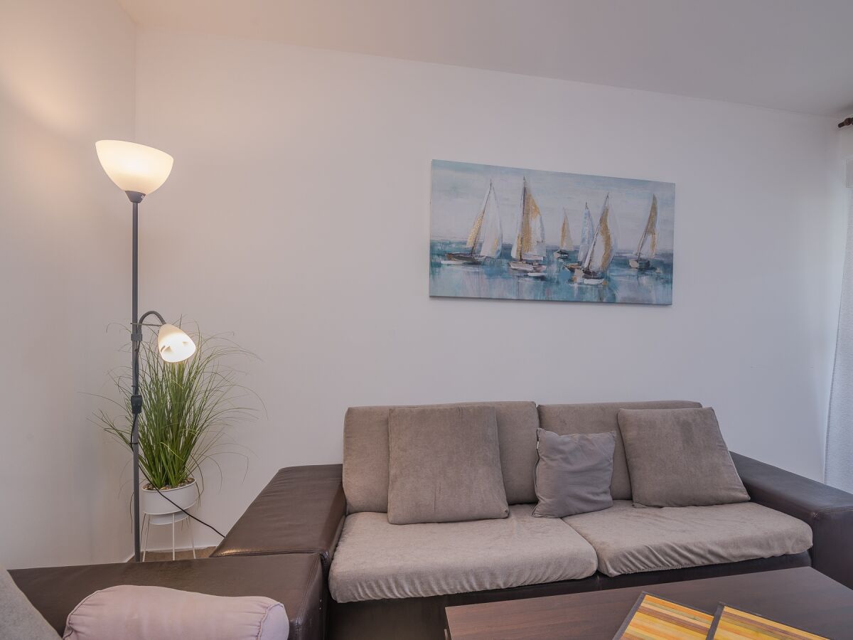 Apartment Two bedroom apartment with terrace Čižići, Krk A-19417-a - Outdoor photo 4