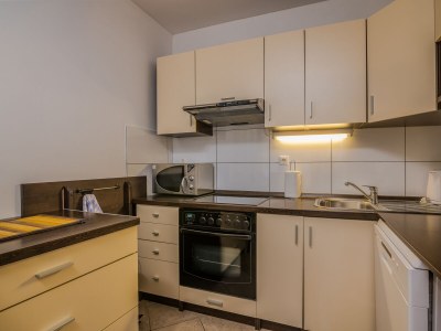 Apartment Two bedroom apartment with terrace Čižići, Krk A-19417-a - Outdoor photo 8