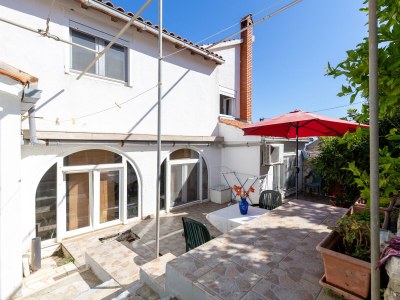 Apartment Two bedroom apartment near beach Cove Zarace (Gdinj), Hvar A-9675-a - Outdoor photo 5