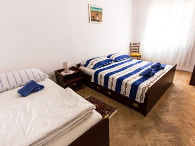 Apartment Two bedroom apartment near beach Cove Zarace (Gdinj), Hvar A-9675-a - Outdoor photo 18